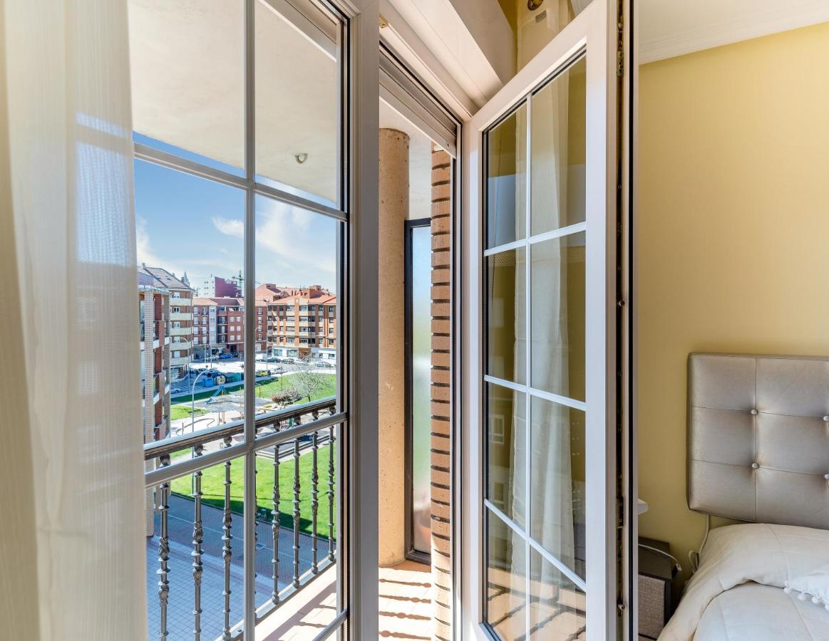 Housingleon - Parque De Las Artes Con Garaje Exteriör bild